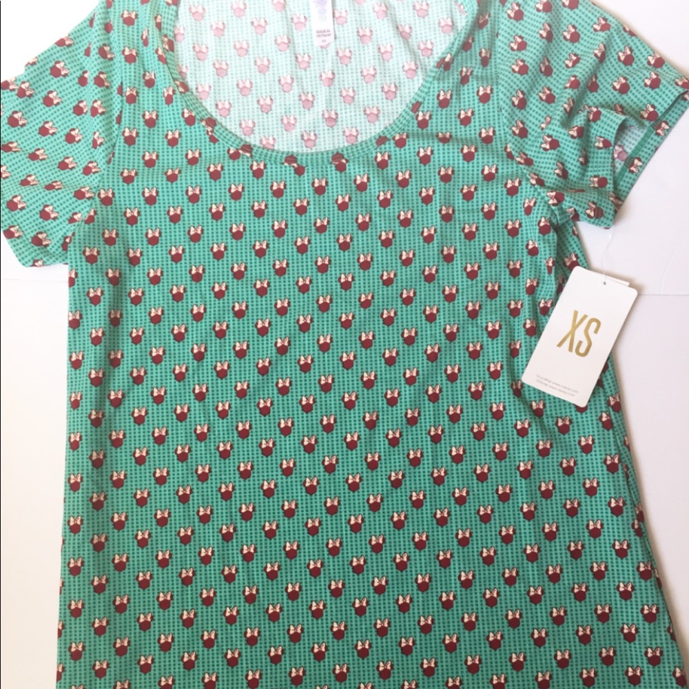 Lularoe Disney Classic t xs